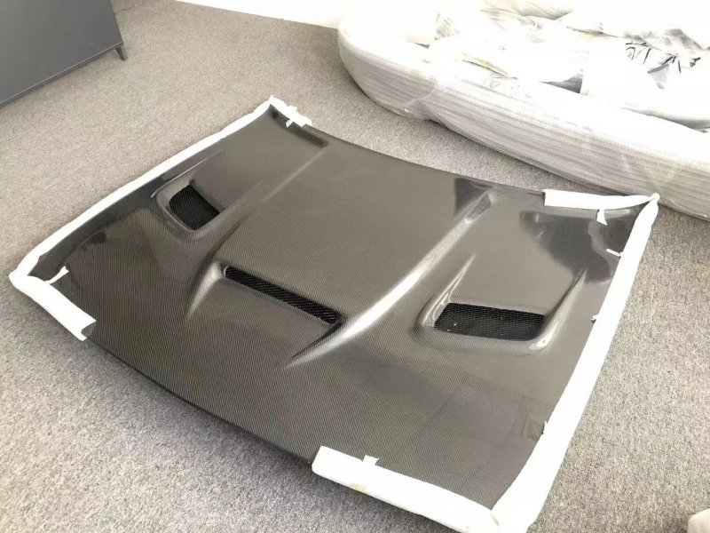 High Quality SRT Hellcat Style Carbon Fiber Engine Cover Hood 2008-2023 for  Challenger Bonnet Car Fenders